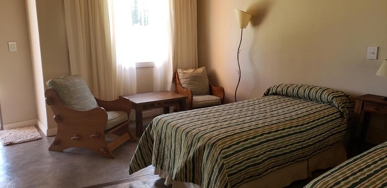 Celestino Posta Andina Hotel Бареал Екстериор снимка
